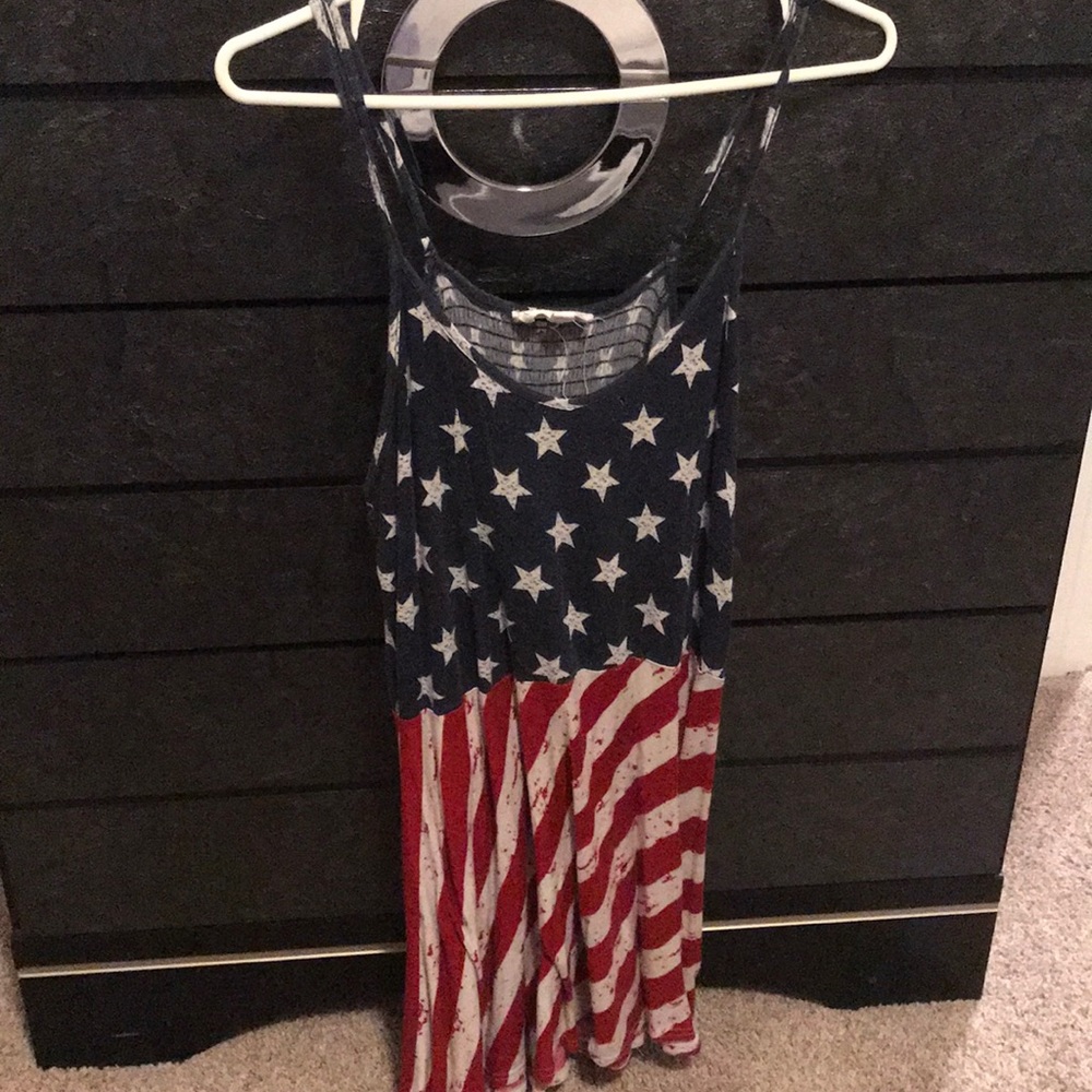 spaghetti strap shirt